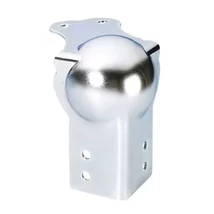 Adam Hall 4105 sarok